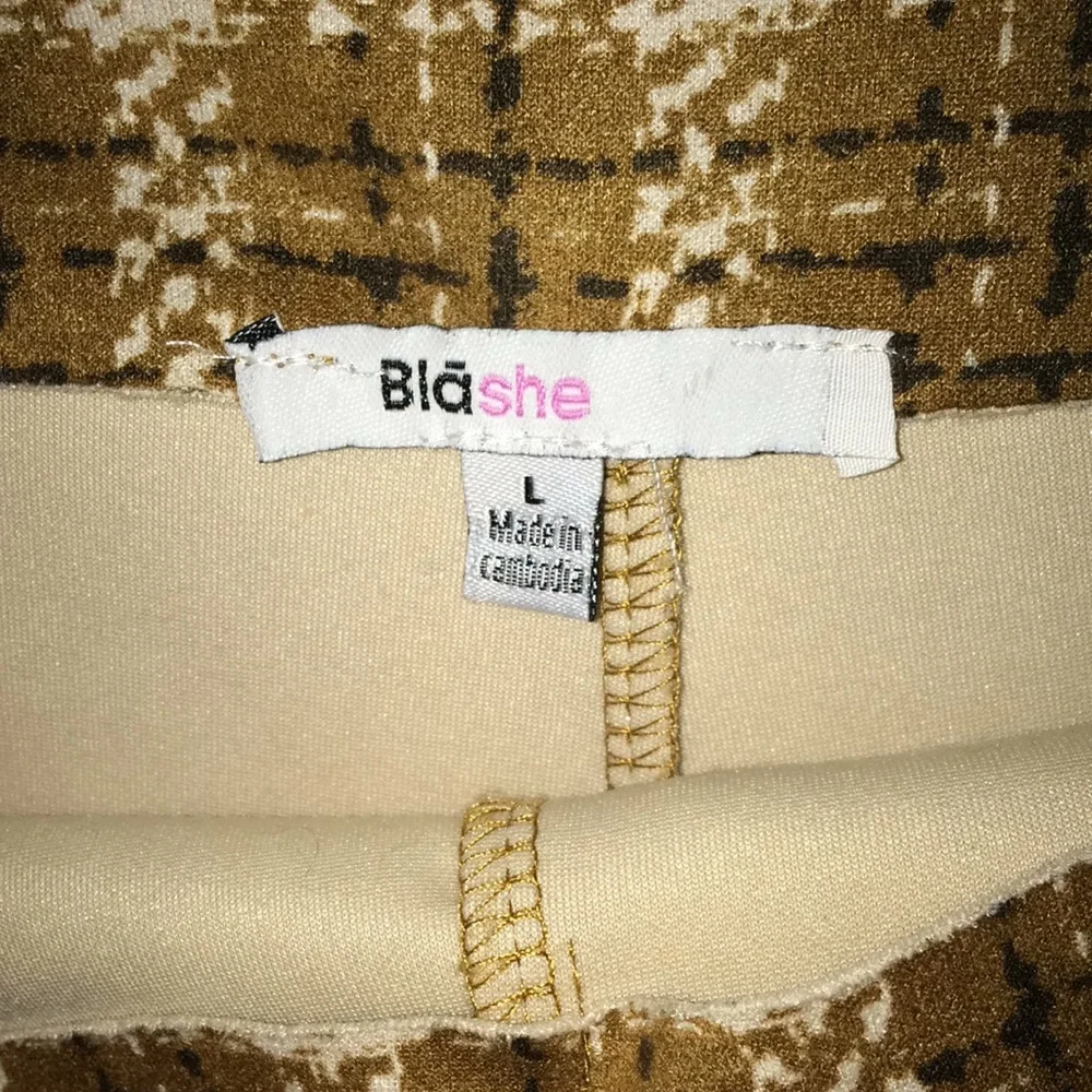 Skort - Picture 2 of 5